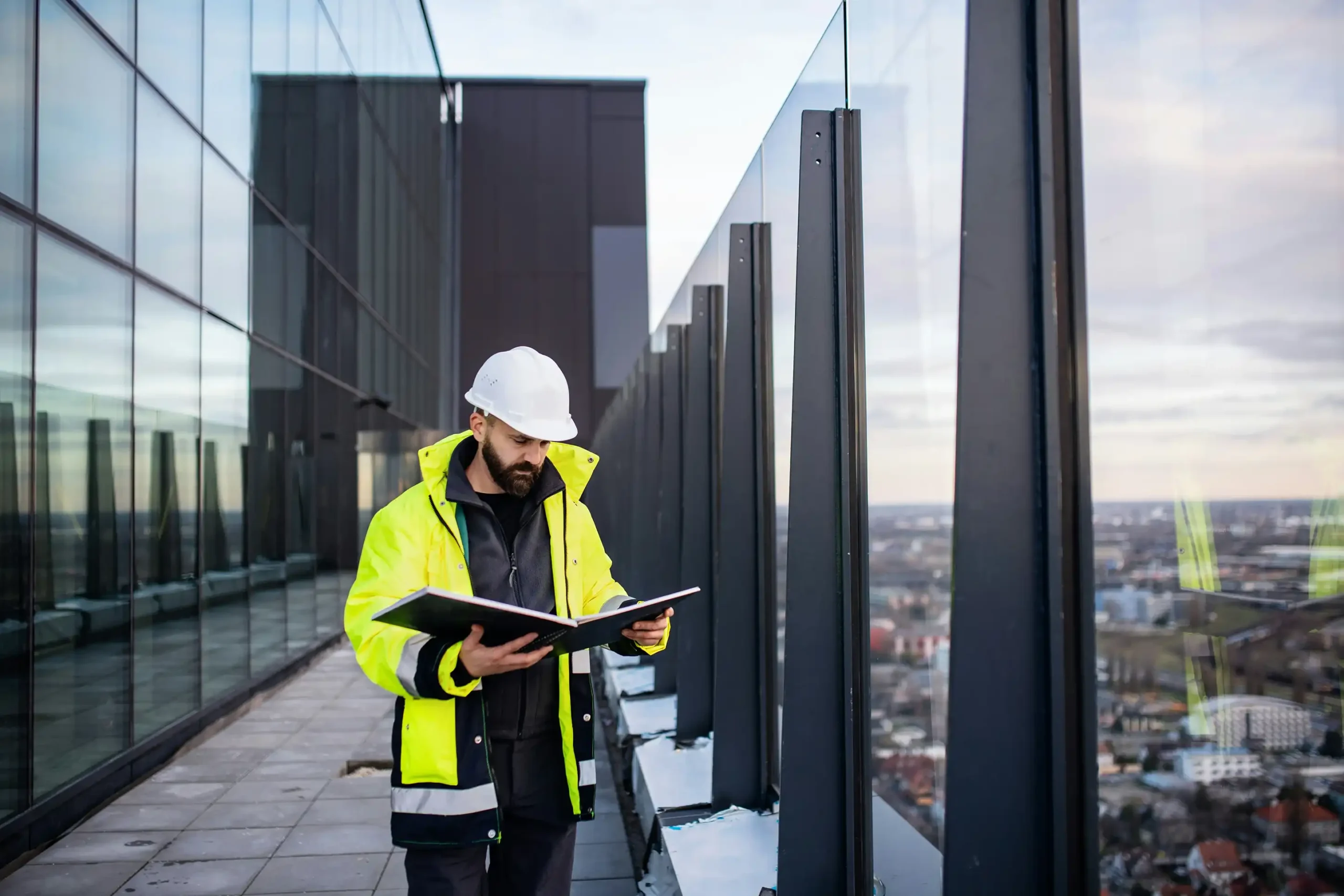 Constructionworkerreadingplans Renovation and Maintenance Los Angeles