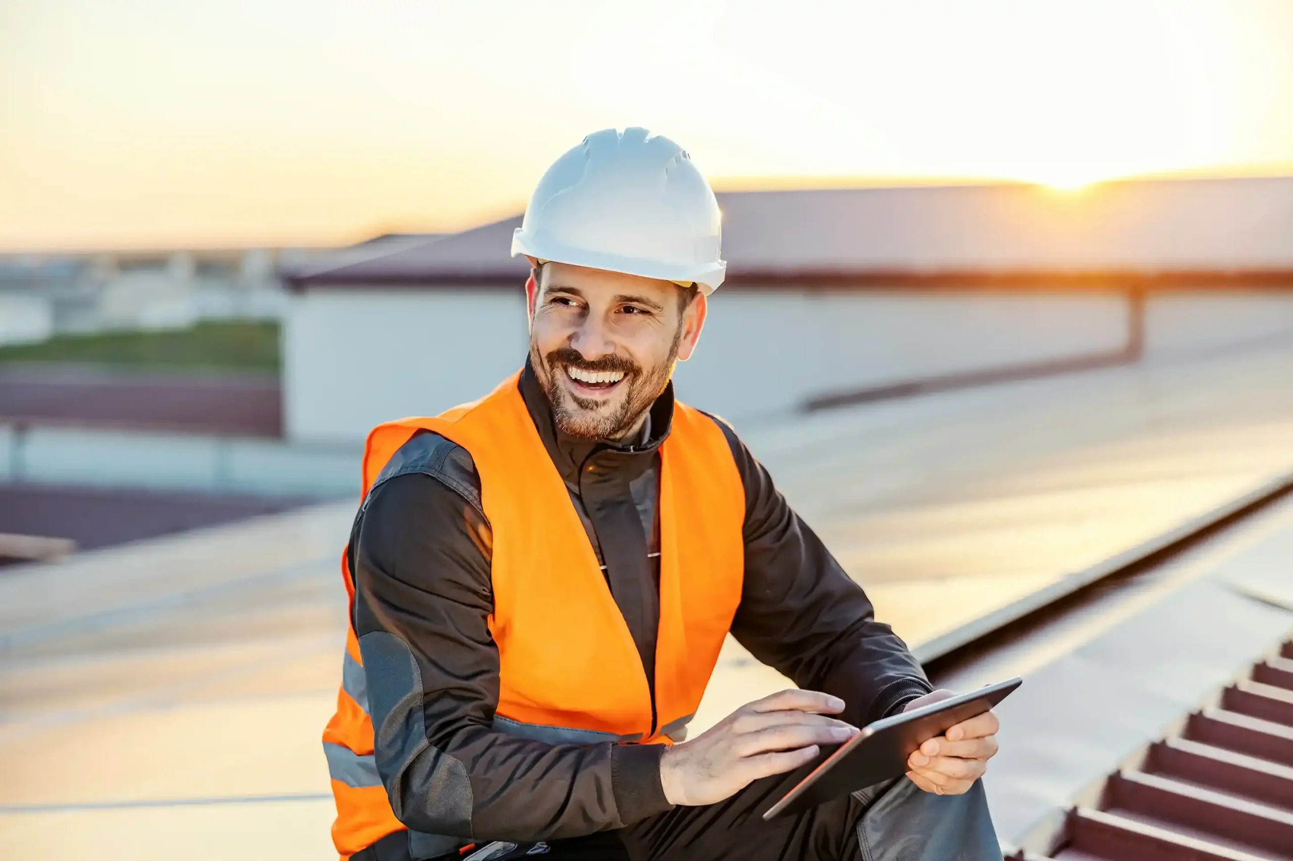 Constructionworkerusingtablet Maintenance Services Los Angeles